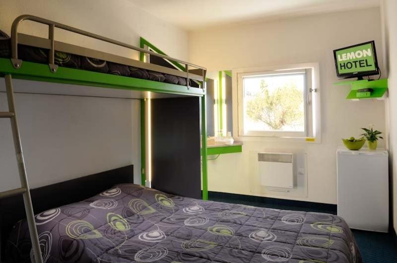 Lemon Hotel Tarascon Pokoj fotografie